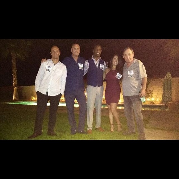 Burgundy mini - Picture 5 of 5